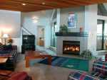 Foxglove 21 - Accommodations mountainside Whistler BC
